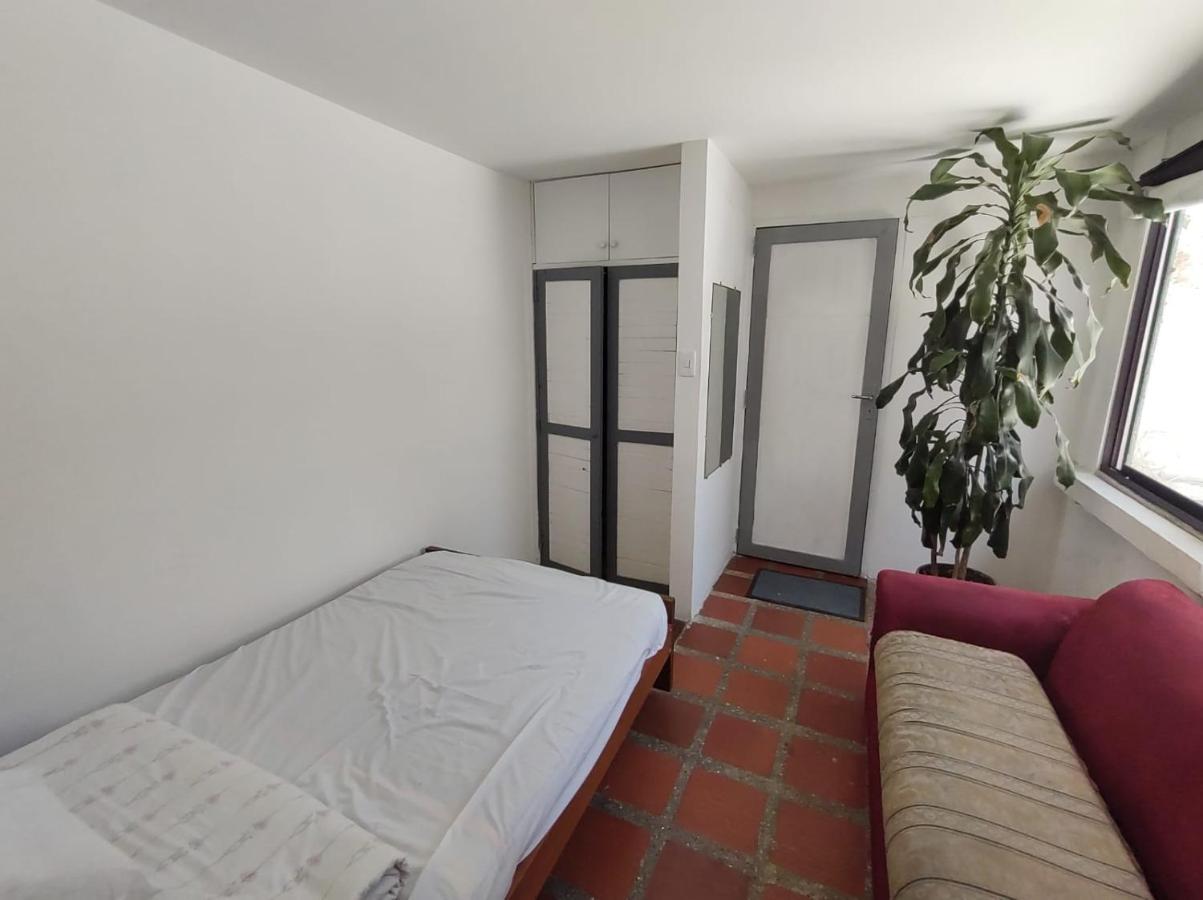 Hostal Casa Las Tias Μεντεγίν Εξωτερικό φωτογραφία